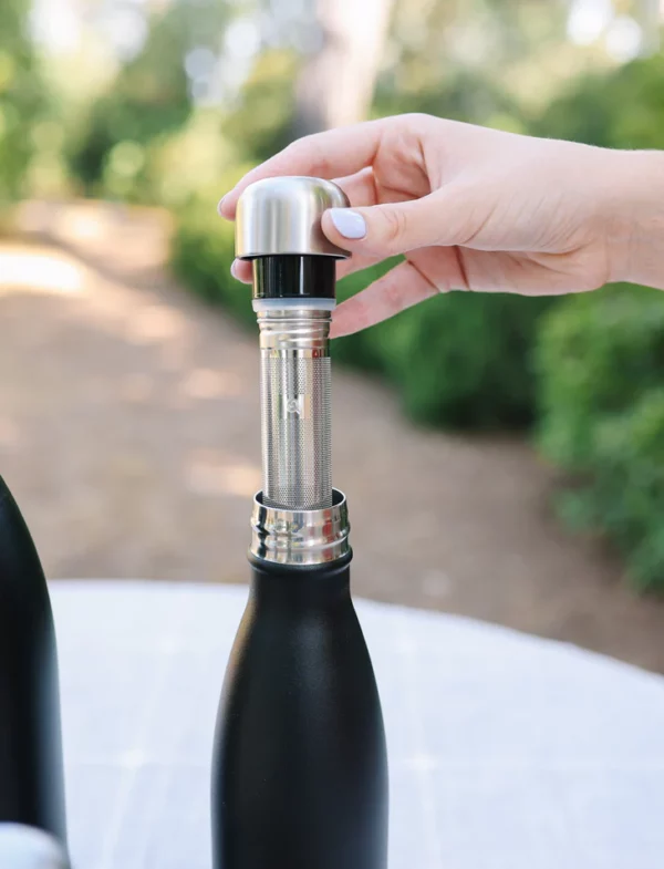 Bouchon infuseur pour bouteille isotherme - Qwetch