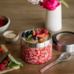 Boîte repas isotherme avec poignée Flowers rouge 650ml - QWETCH lunch box