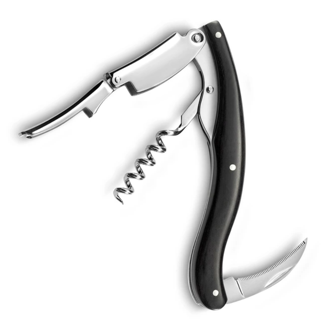 Tire-bouchon sommelier Sabatier Château Rousselon – mèche inox, manche bois, coupe-capsule intégré Tire-bouchon sommelier Sabatier Château Rousselon avec manche en bois et mèche inox pour ouverture facile des bouteilles de vin