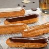 Éclairs pâtissiers préparés durant un atelier de cuisine.