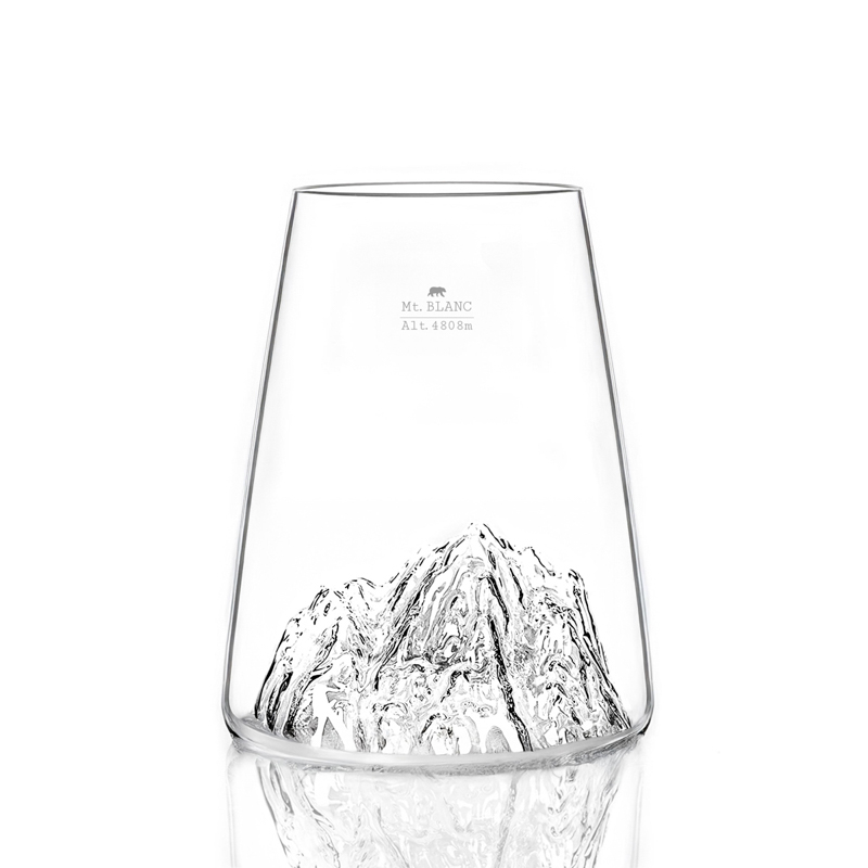 Verre design TOPOGRAPHIC Mont Blanc Alaskan Maker gravé d’une carte topographique du Mont Blanc, verre artisanal et élégant.