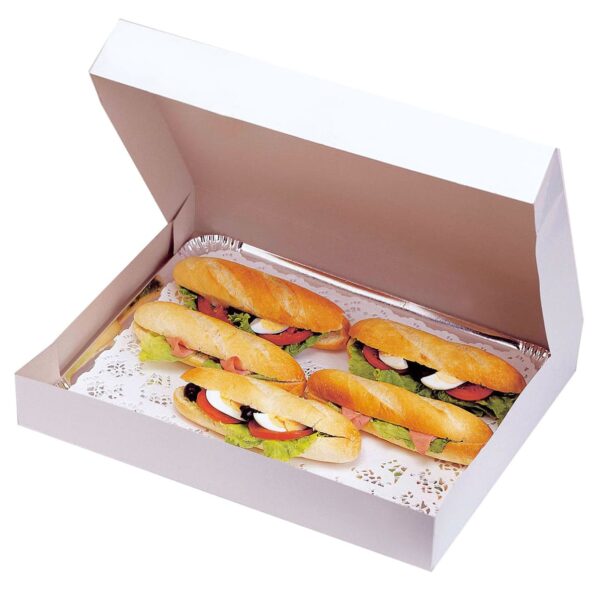 Boîte traiteur rectangulaire 28×42 cm en carton, emballage pour gâteau, entremets ou buffet.