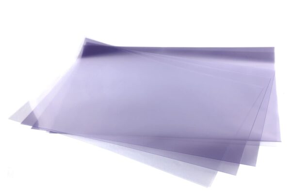 Feuille rhodoïd 150 microns utilisée pour le chocolat brillant et le chemisage de cercles en pâtisserie.