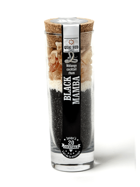 Mélange pour cocktail Black Mamba Quai Sud avec papaye, banane, ananas et noix de coco – cocktail tropical maison.