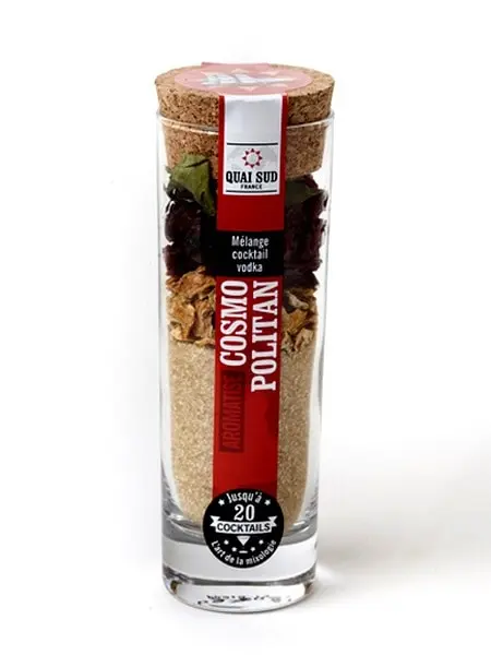 Mélange pour cocktail Cosmopolitan Quai Sud avec cranberry, citron et vodka – préparation cocktail maison fruité et élégant.