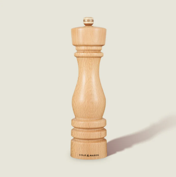 Moulin à sel Cole & Mason London 22 cm en bois de hêtre naturel avec design classique.