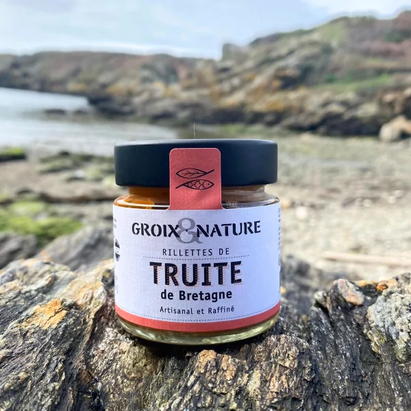 Rillettes de truite de Bretagne Groix & Nature : une recette artisanale riche en truite fumée, onctueuse et savoureuse, idéale pour l’apéritif.
