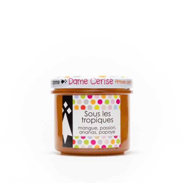 Confiture artisanale Sous les Tropiques Dame Cerise aux fruits exotiques : mangue, ananas, papaye et fruit de la passion en pot
